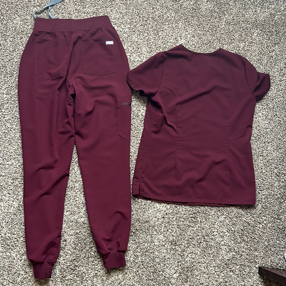 Figs XS set burgundy - Picture 4 of 4